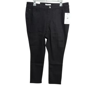 Skinnygirl Black Cropped Jeans